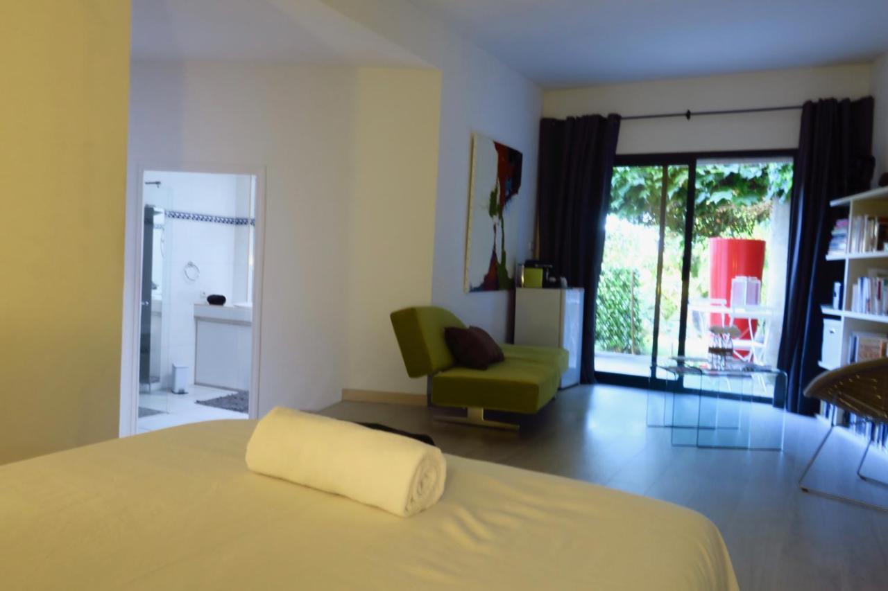 Bed and Breakfast Essen'Ciel Нім Екстер'єр фото